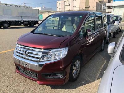 Honda Stepwagon Spada