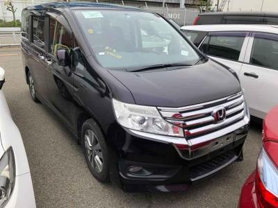 Honda Stepwagon Spada