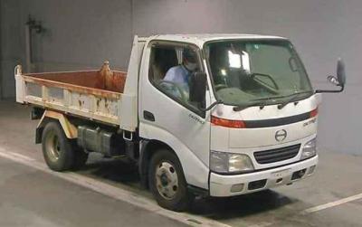 Hino Dutro Truck