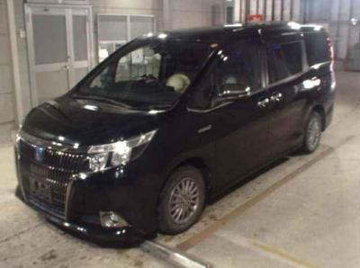 Toyota Esquire Hybrid