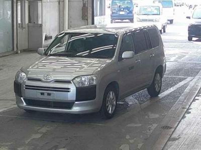 Toyota Succeed VAN