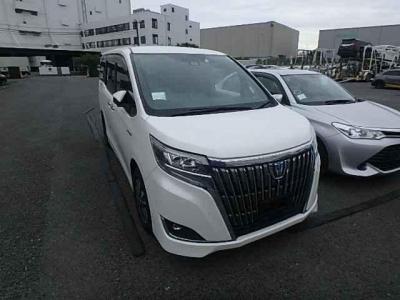 Toyota Esquire Hybrid