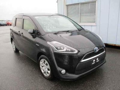 Toyota Sienta