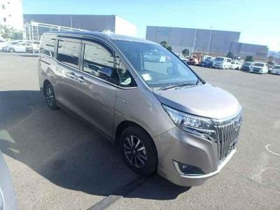 Toyota Esquire Hybrid