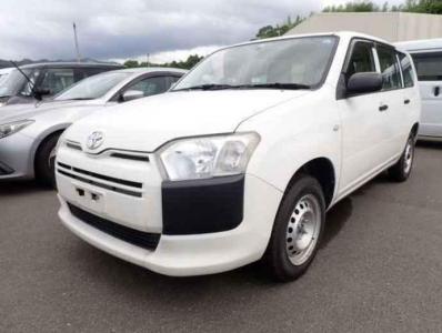 Toyota Succeed VAN