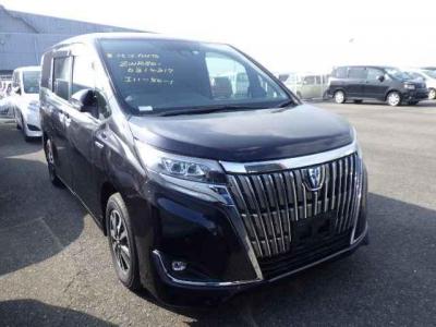 Toyota Esquire Hybrid