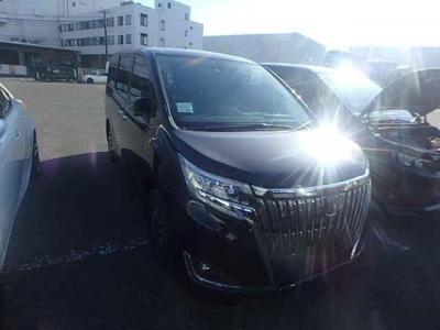 Toyota Esquire Hybrid