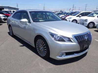 Toyota Crown Majesta