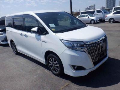 Toyota Esquire Hybrid