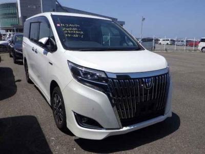 Toyota Esquire Hybrid