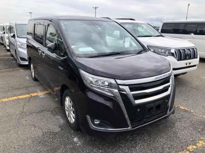 Toyota Esquire Hybrid