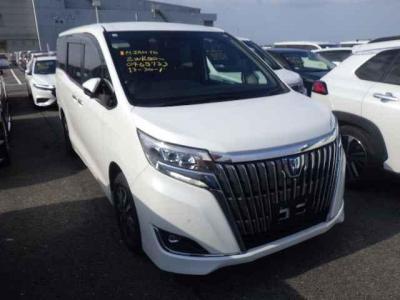 Toyota Esquire Hybrid