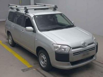 Toyota Succeed VAN