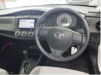 Toyota Corolla Axio 2015