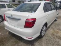 Toyota Corolla Axio 2015