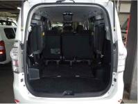 Toyota Voxy 2014