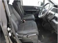Honda STEPWAGON SPADA 2014