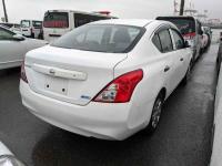 Nissan LATIO 2014