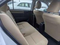 Toyota Corolla Axio 2014