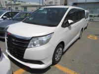 Toyota Noah 2014