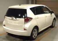 Toyota Ractis 2014