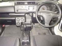 Toyota Succeed Van 2015