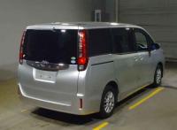 Toyota Noah 2016