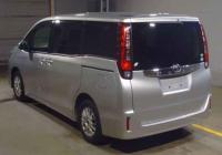 Toyota Noah 2016