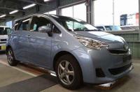 Toyota Ractis 2015