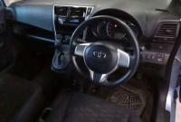 Toyota Ractis 2015