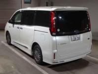 Toyota ESQUIRE HYBRID 2016