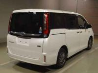 Toyota ESQUIRE HYBRID 2016