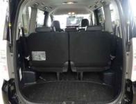 Toyota Voxy 2014