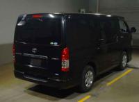 Toyota Hiace 2016