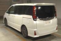 Toyota Noah 2016