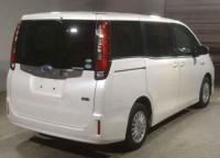 Toyota Noah 2016