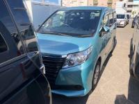 Toyota Noah 2014