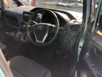Toyota Noah 2014