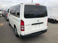Toyota Hiace 2016