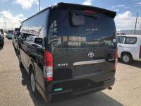 Toyota Hiace 2016