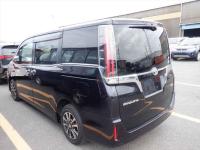 Toyota ESQUIRE HYBRID 2017