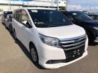 Toyota Noah 2016