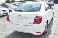 Toyota Corolla Axio 2016