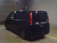 Toyota Noah 2017