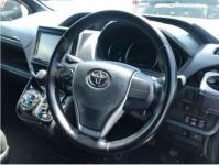Toyota Esquire 2015