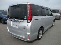 Toyota Noah 2017