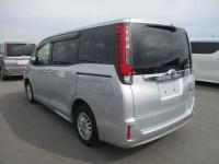 Toyota Noah 2017