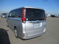 Toyota Noah 2017