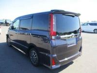 Toyota Noah 2017