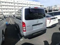 Toyota Hiace 2017